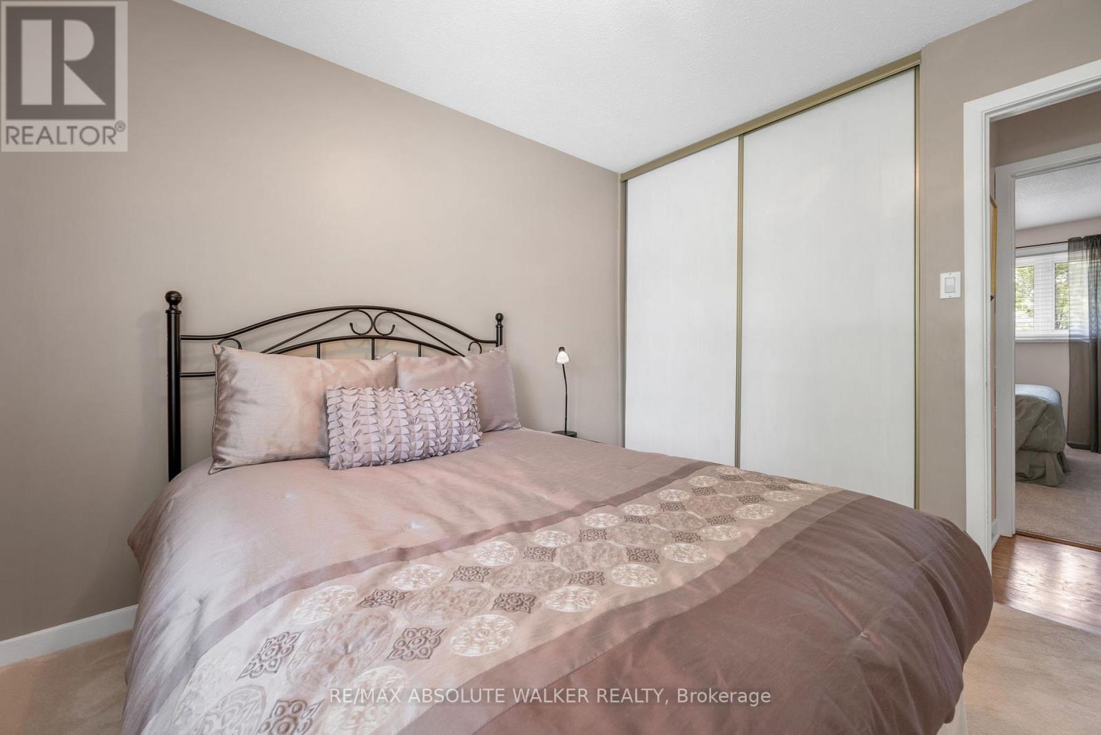 5 WEST HERRINGTON COURT - 26