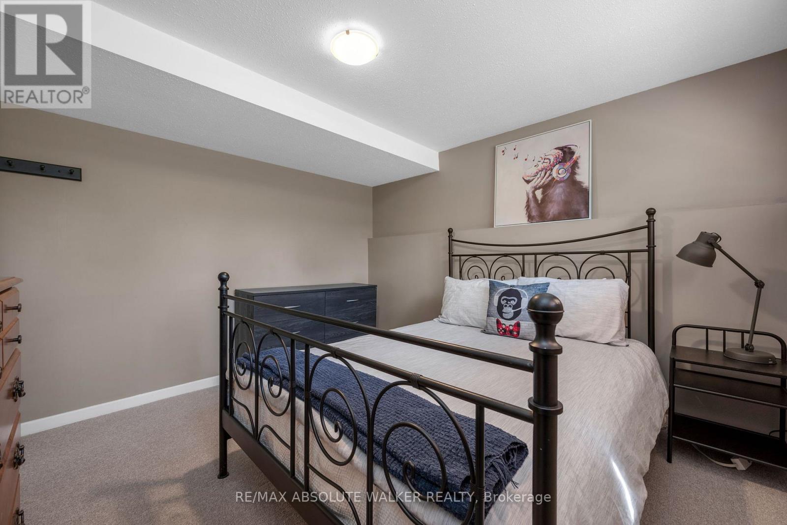 5 WEST HERRINGTON COURT - 35
