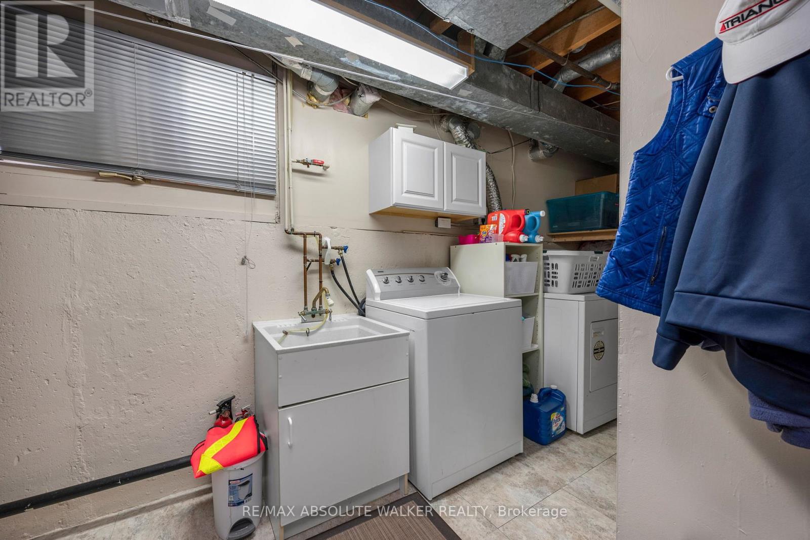 5 WEST HERRINGTON COURT - 38