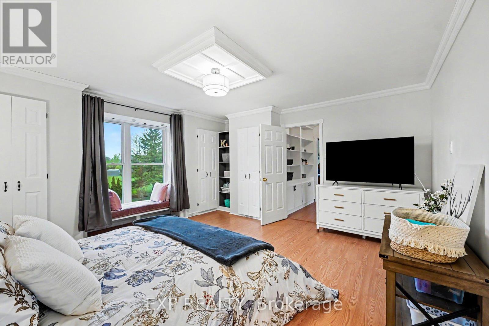41 LOYALIST CRESCENT - 19