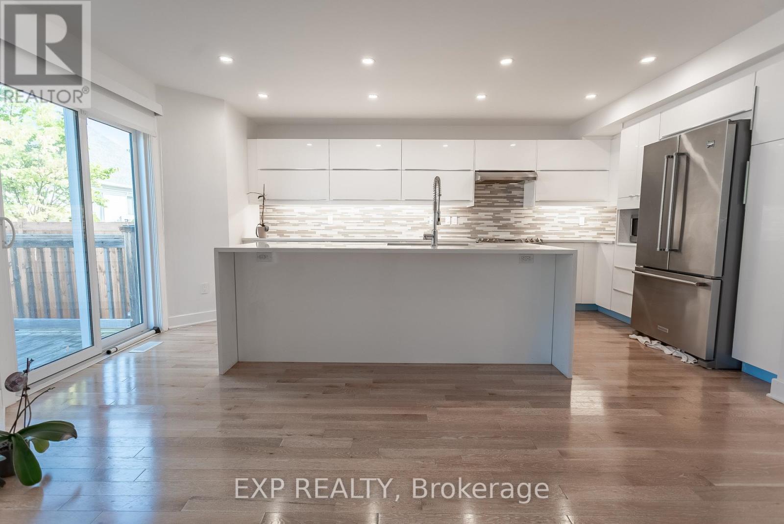 3 Bed, 4 Bath House for Rent in Ottawa – 28 CHARTWELL AVENUE, Ottawa – MLS# X13153916 - Image 16