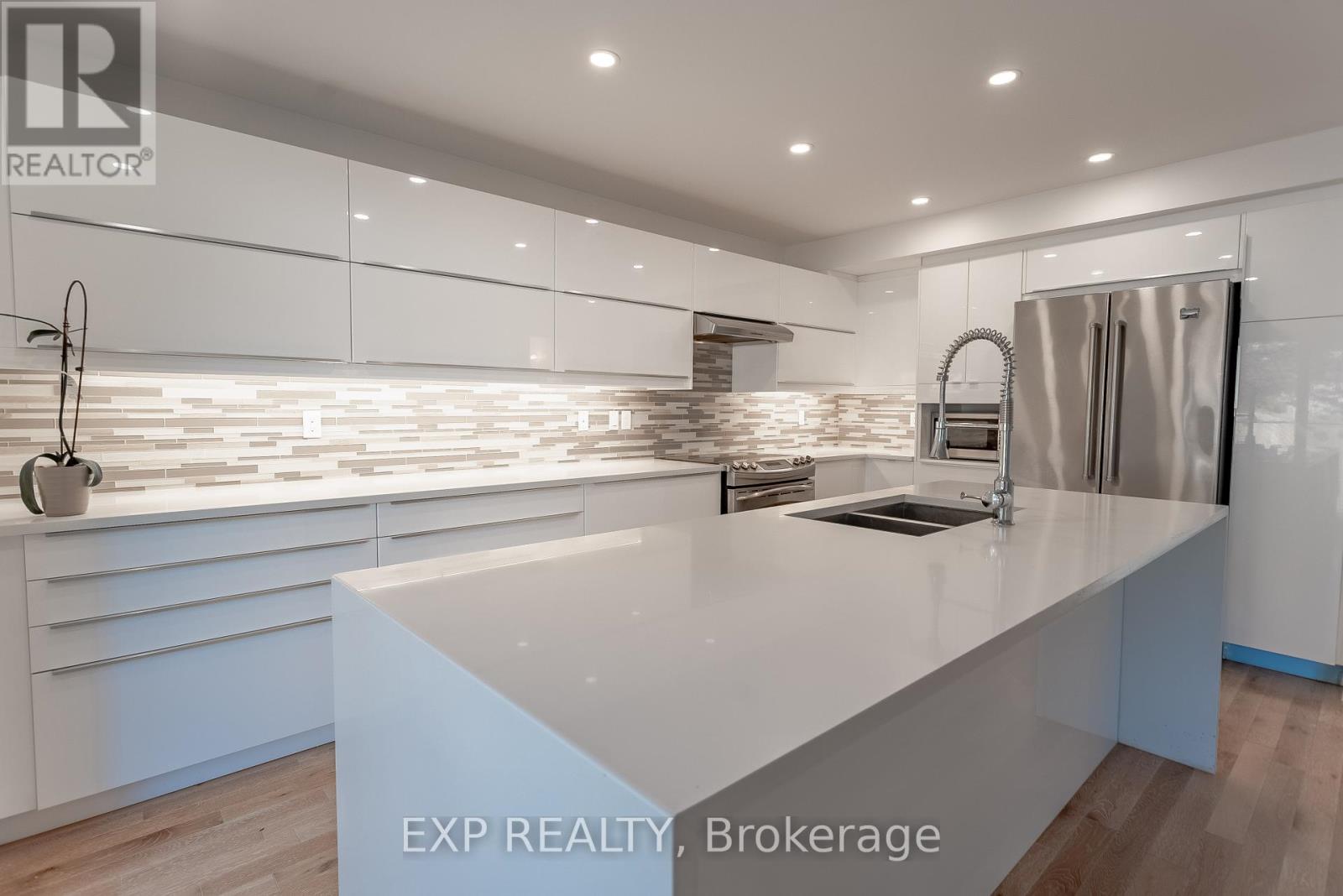 3 Bed, 4 Bath House for Rent in Ottawa – 28 CHARTWELL AVENUE, Ottawa – MLS# X13153916 - Image 19