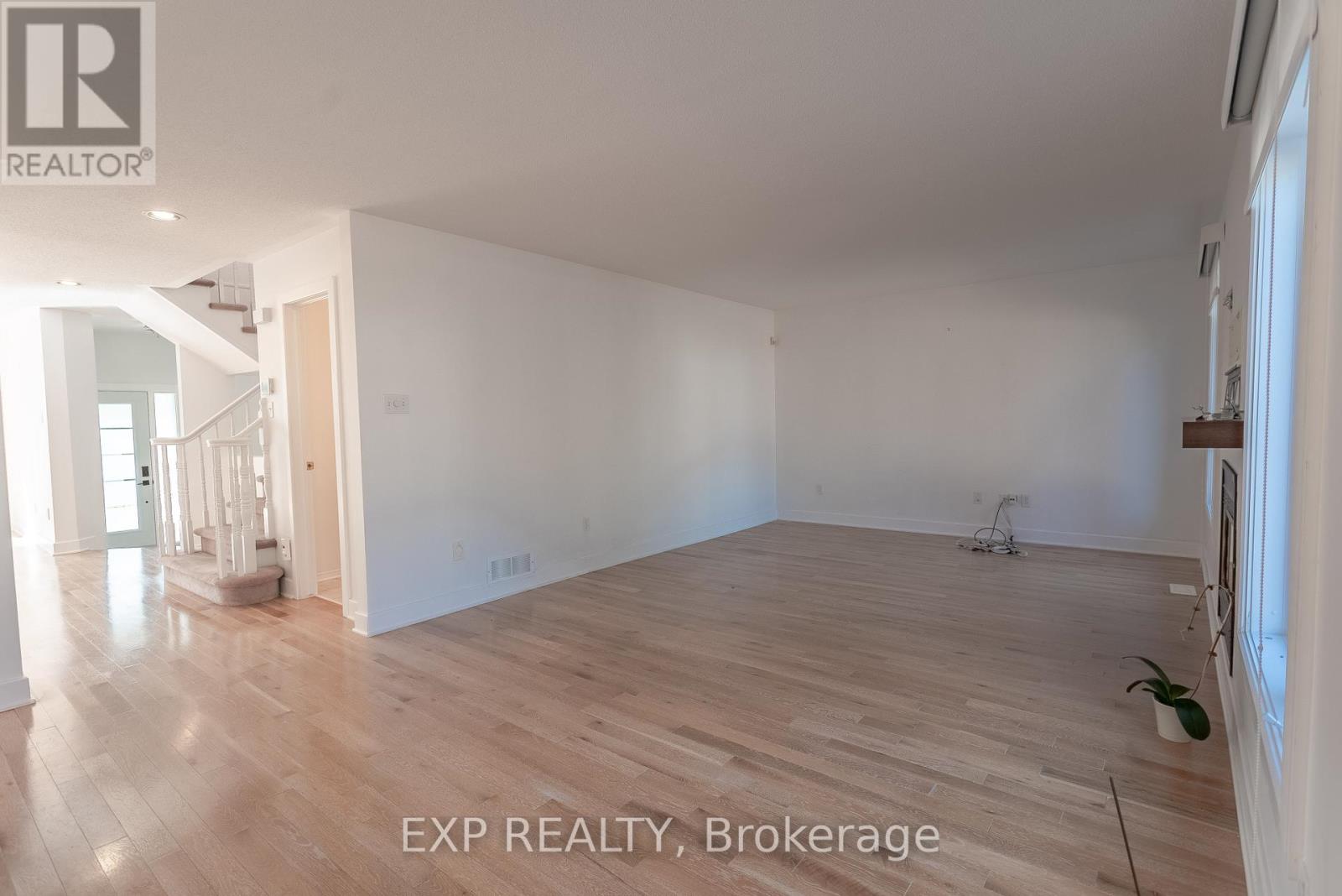 3 Bed, 4 Bath House for Rent in Ottawa – 28 CHARTWELL AVENUE, Ottawa – MLS# X13153916 - Image 21