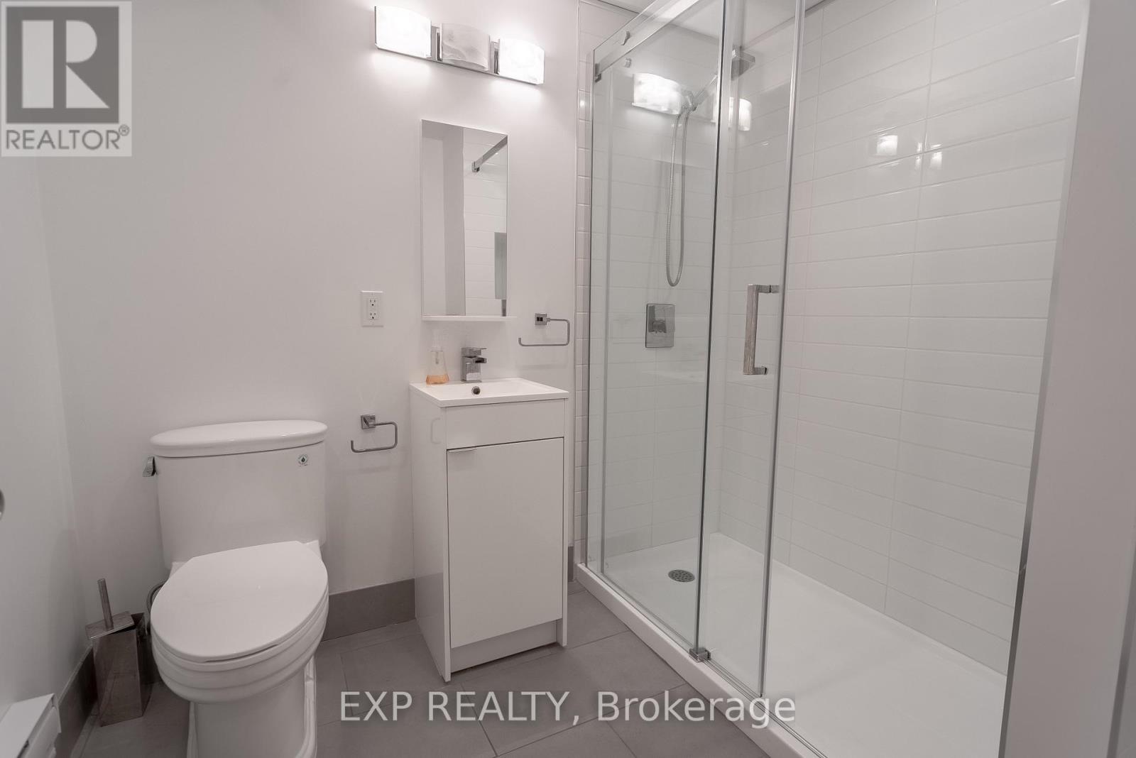 3 Bed, 4 Bath House for Rent in Ottawa – 28 CHARTWELL AVENUE, Ottawa – MLS# X13153916 - Image 33
