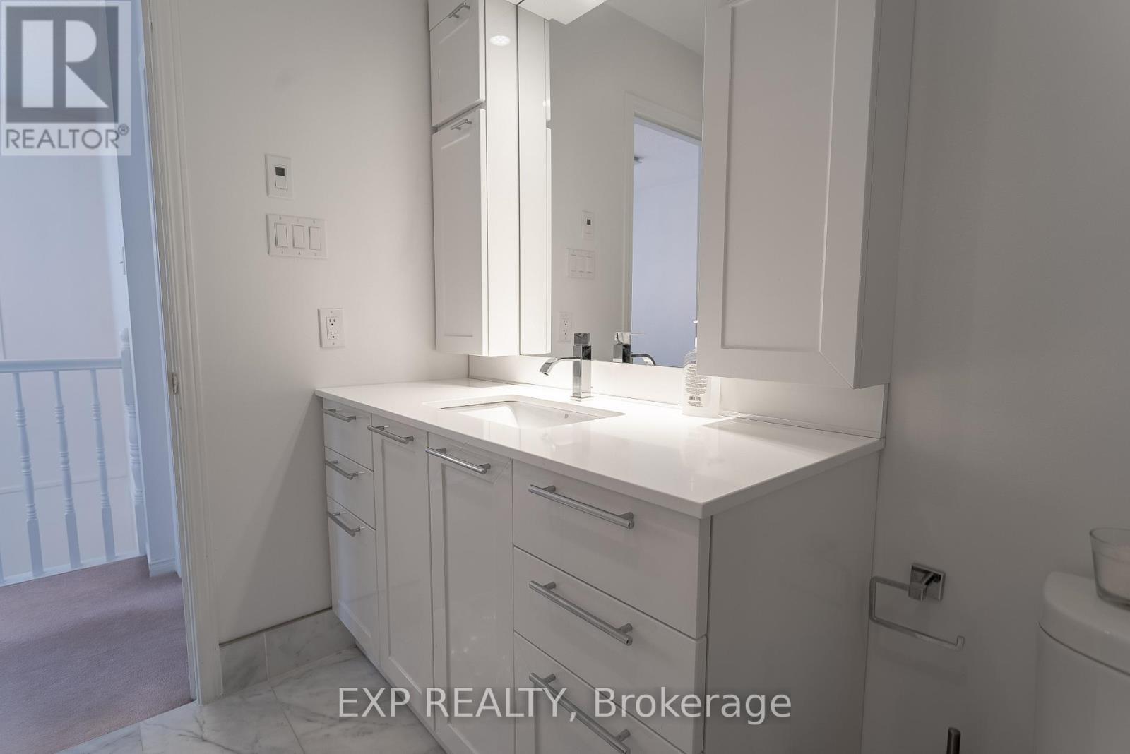 3 Bed, 4 Bath House for Rent in Ottawa – 28 CHARTWELL AVENUE, Ottawa – MLS# X13153916 - Image 41