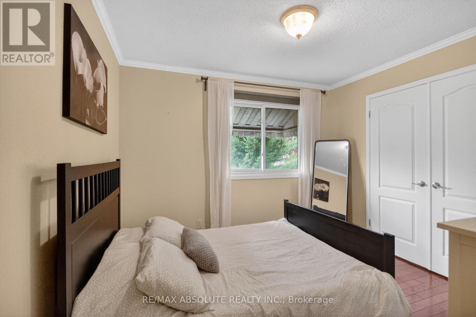 9 MAC STOREY STREET - 19