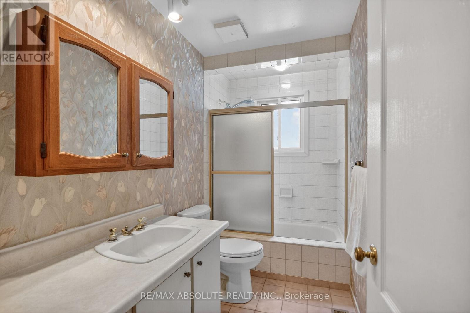 9 MAC STOREY STREET - 23