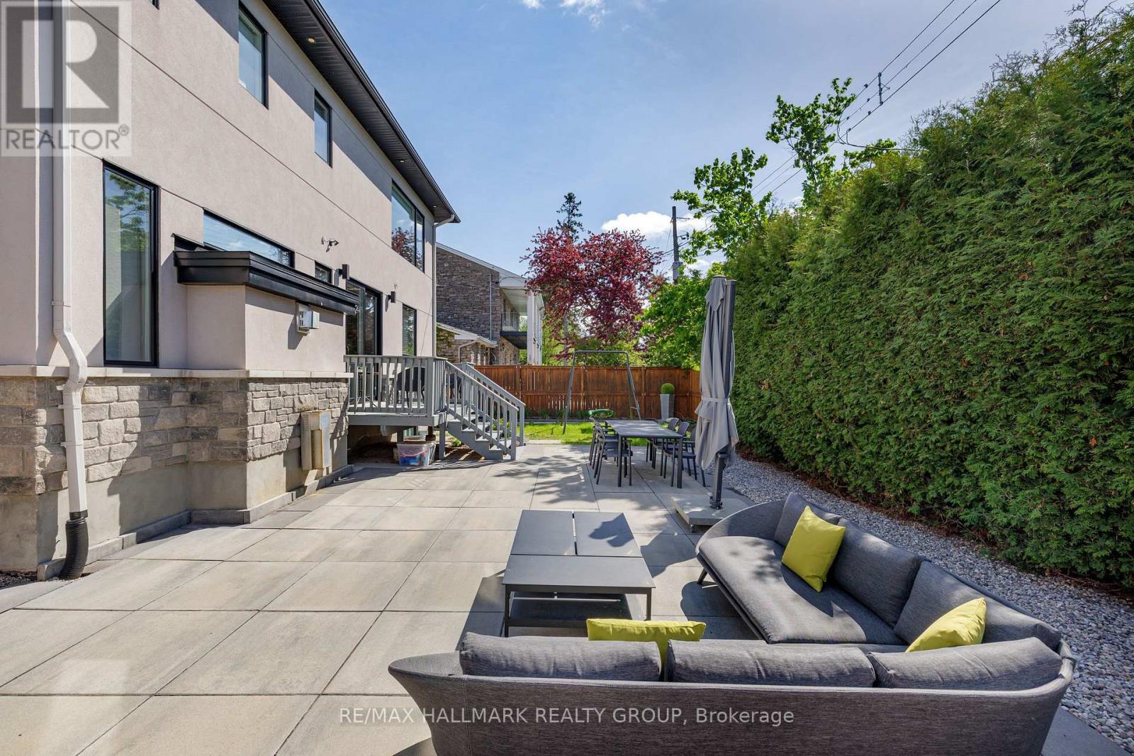 1976 LENESTER AVENUE - 48