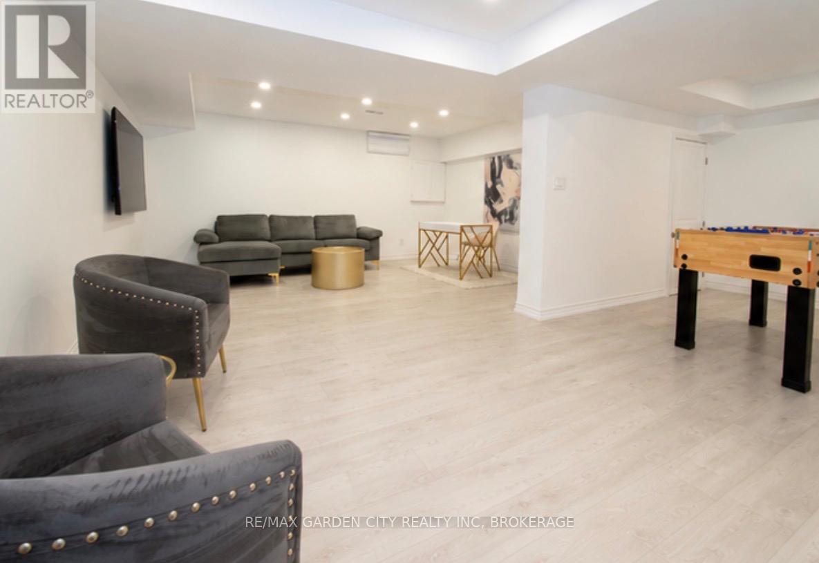 229 SHOREVIEW DRIVE - 30