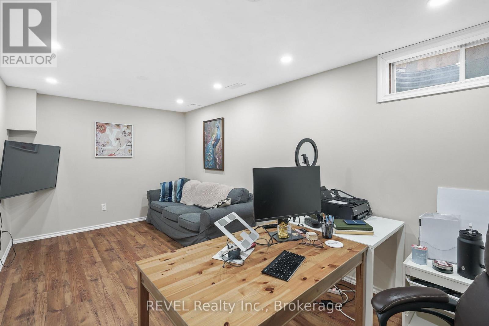 #80 65 DORCHESTER BOULEVARD - 25