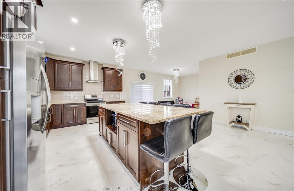 1649 BARKLEY AVENUE - 10