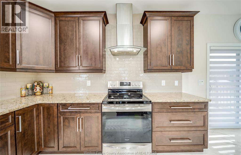 1649 BARKLEY AVENUE - 13