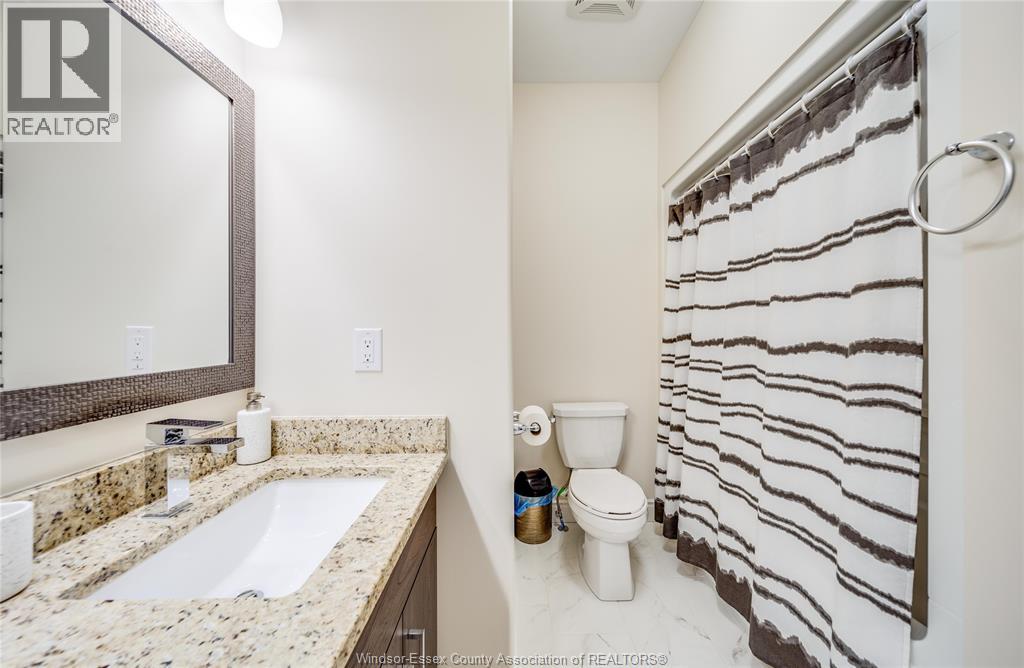 1649 BARKLEY AVENUE - 20