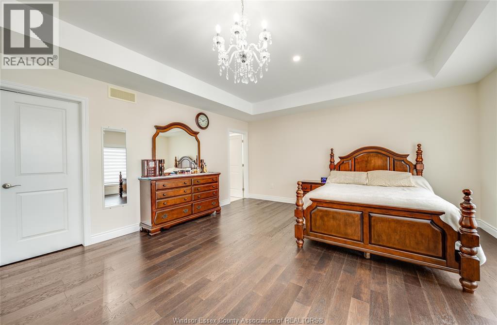 1649 BARKLEY AVENUE - 22