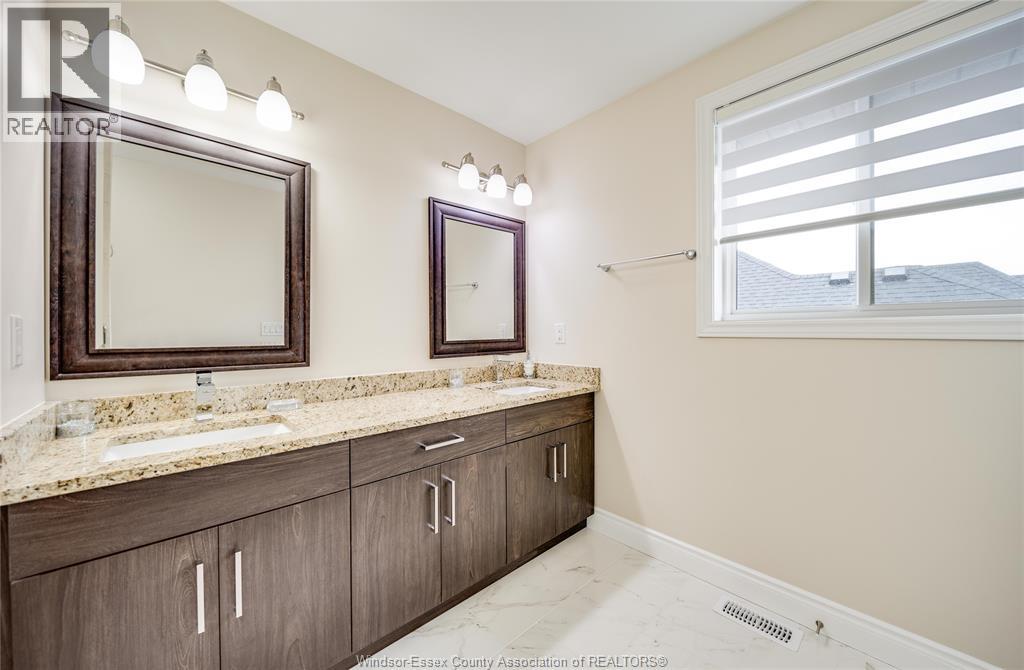 1649 BARKLEY AVENUE - 29