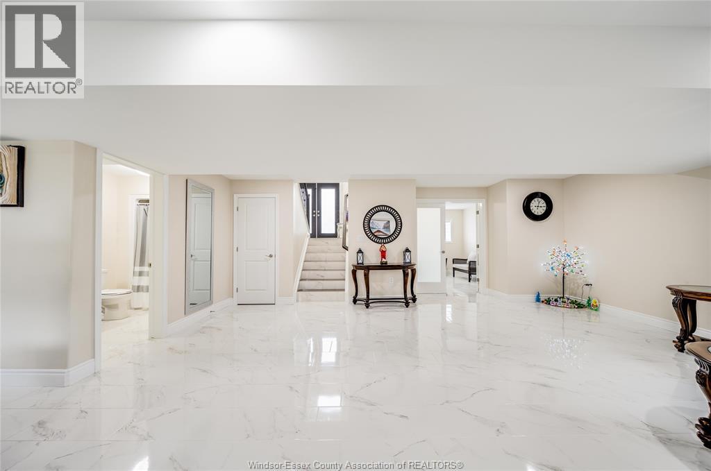 1649 BARKLEY AVENUE - 30