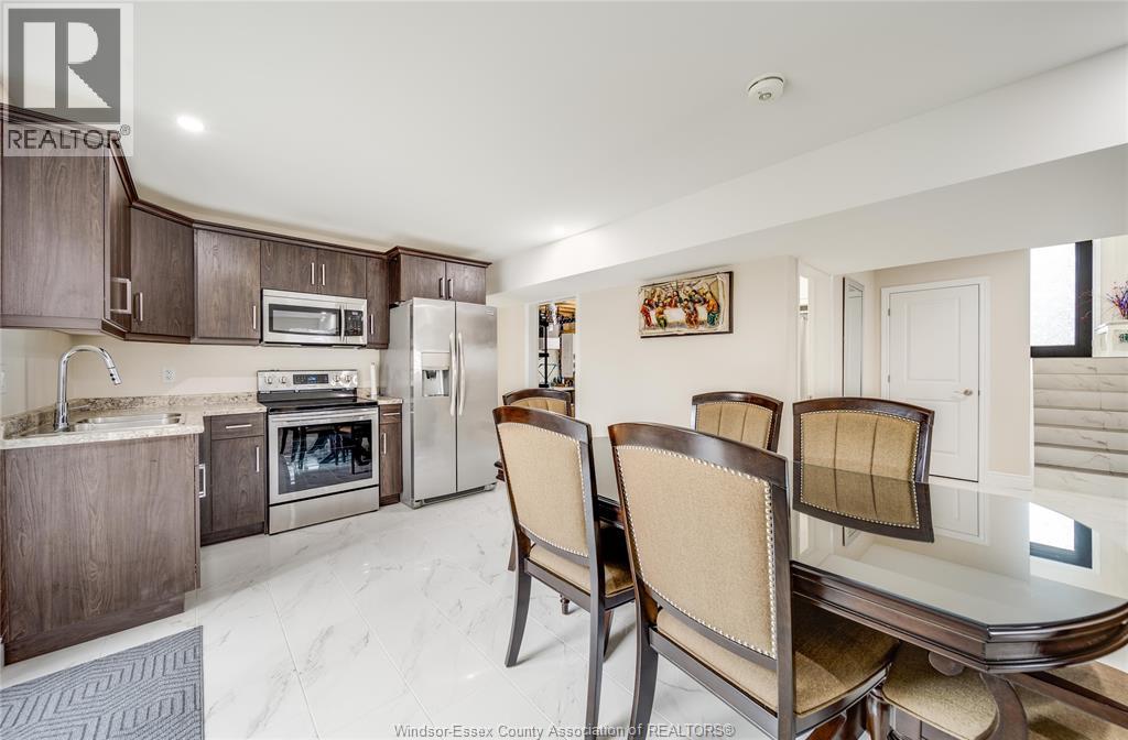 1649 BARKLEY AVENUE - 34