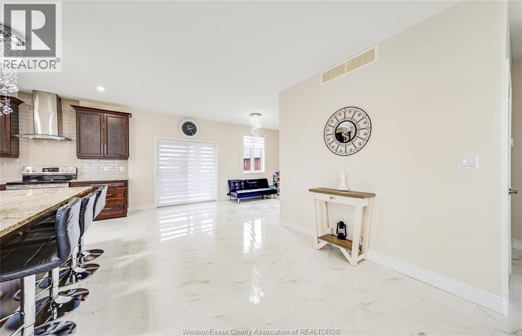 1649 BARKLEY AVENUE - 9