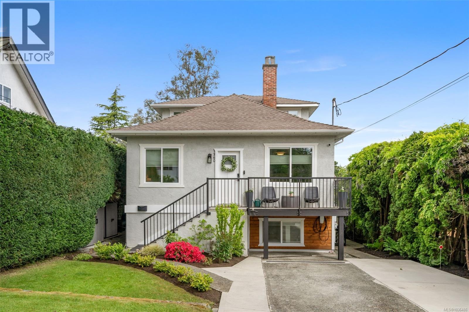  1360 McNair Street, Victoria