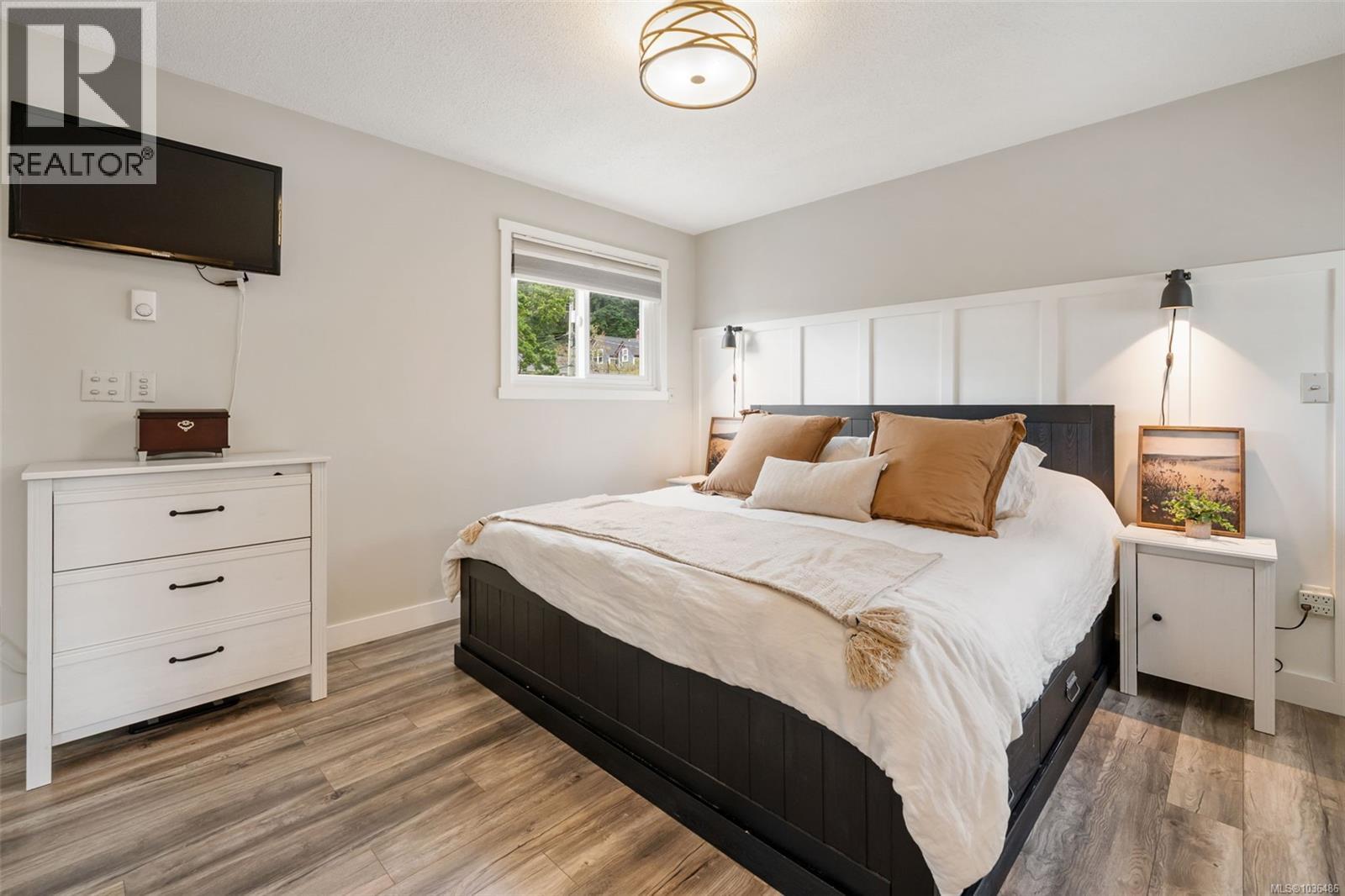 1360 McNair St - 24