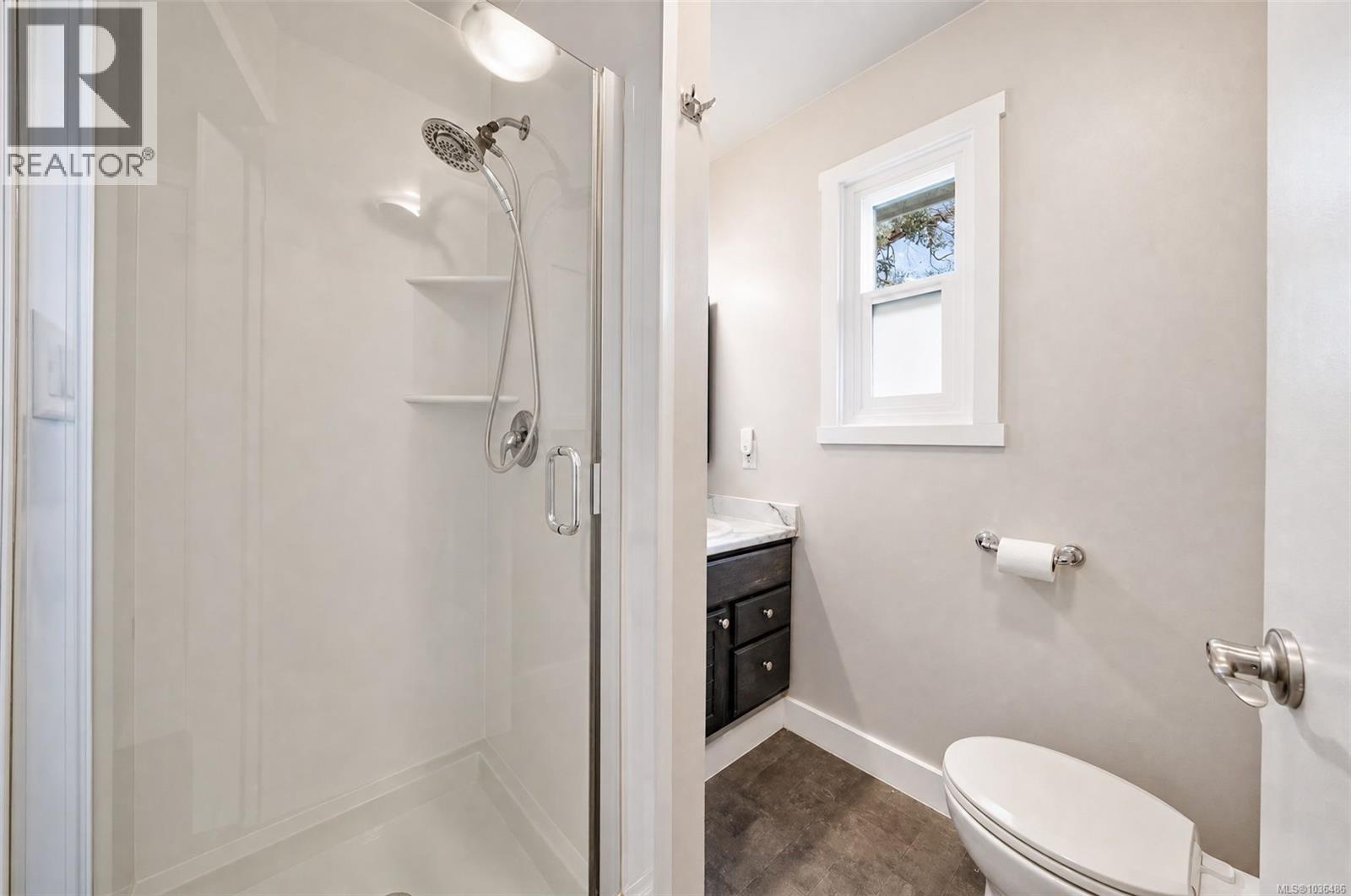 1360 McNair St - 26