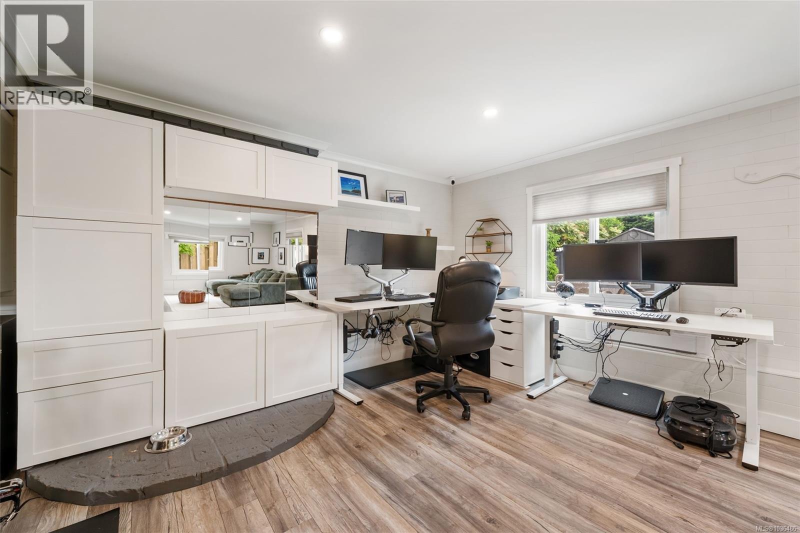  1360 McNair Street, Victoria
