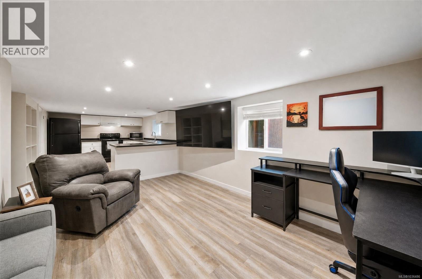  1360 McNair Street, Victoria
