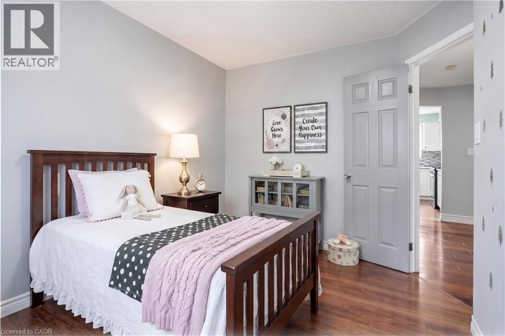 2 AMORE Boulevard, Hamilton, Ontario, L9B2V3 — Photo 32