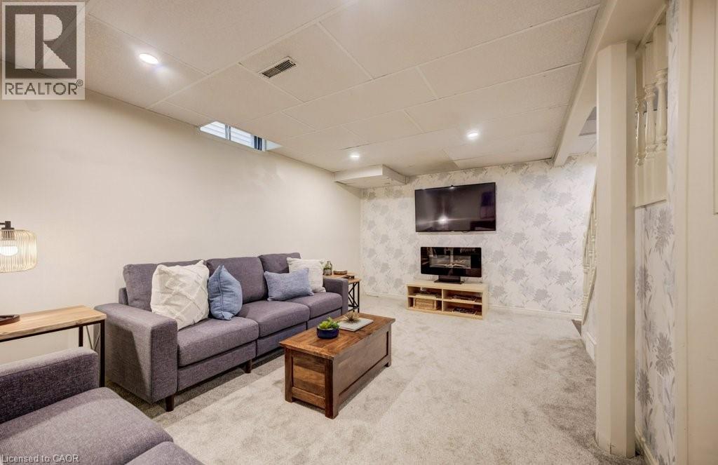 106 PARKLAND Crescent - 35