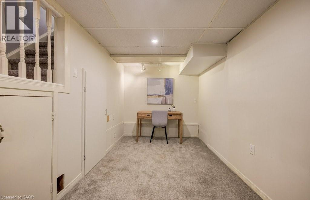 106 PARKLAND Crescent - 34