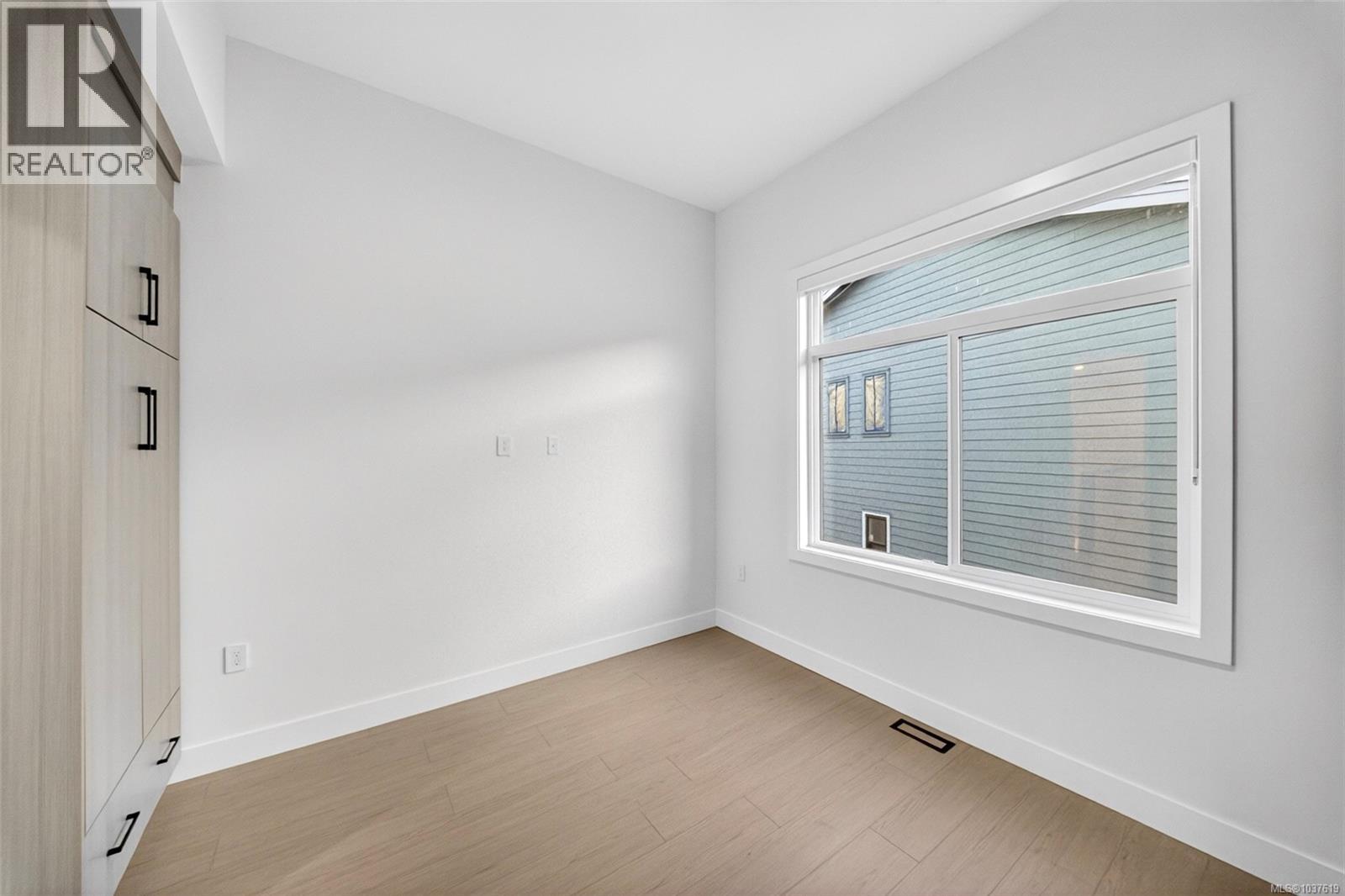 2122 Kingbird Dr - 19