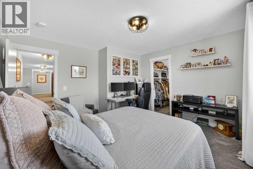 10 Bishop Circle - 34