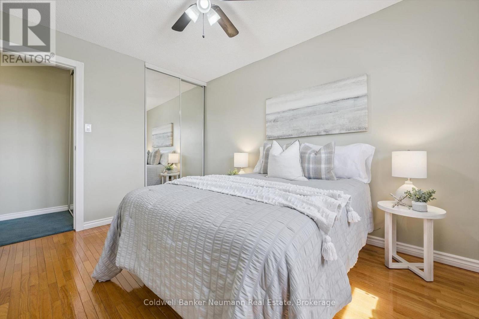 17 HISTON CRESCENT - 14
