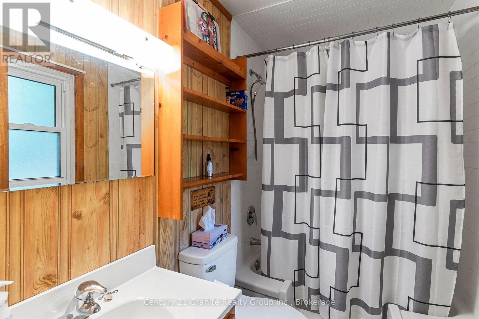 1100 FAIRFIELD BAY DRIVE S - 21