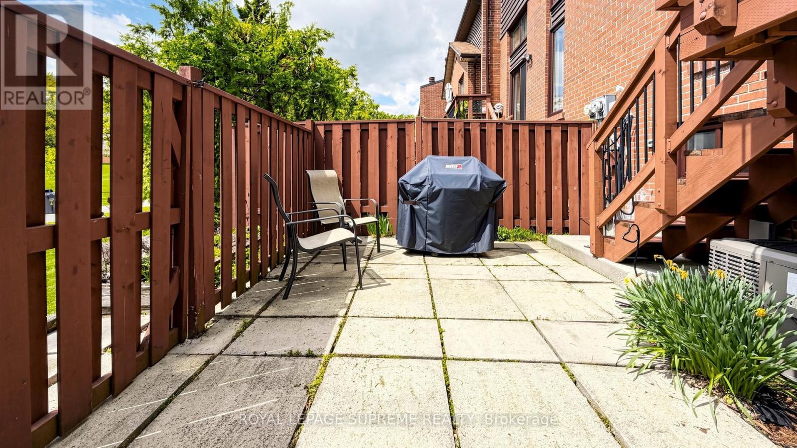 #60 4165 FIELDGATE DRIVE - 44