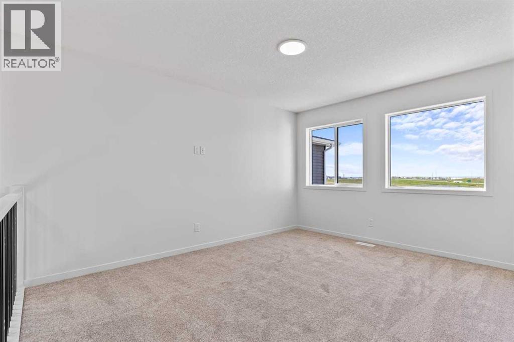 131 Corner Glen Grove NE - 25