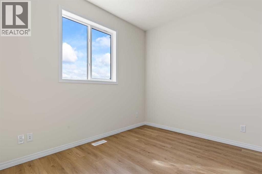 127 Corner Glen Grove NE - 19