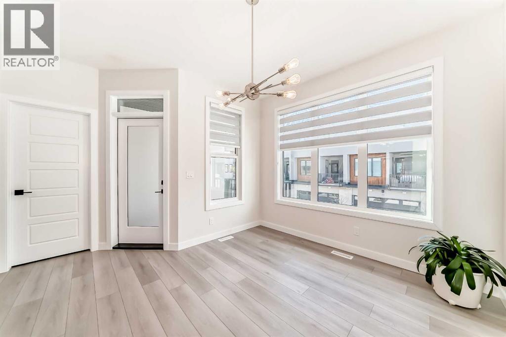 #323 81 Greenbriar Place NW - 6
