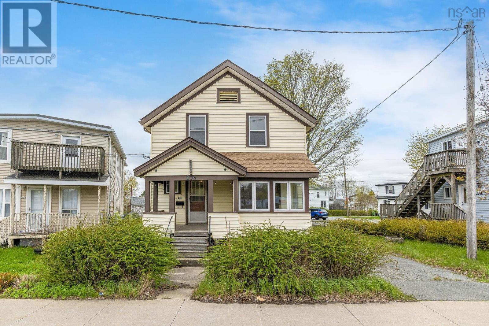 206 Pleasant Street - 3