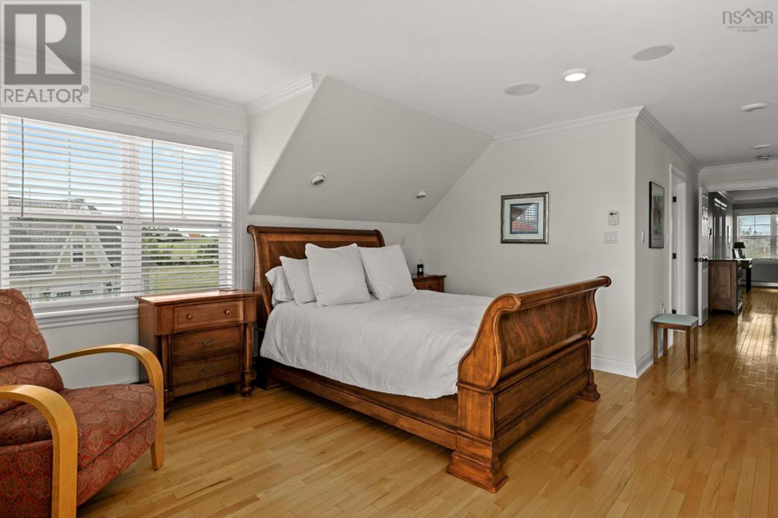 784 Shore Road - 25