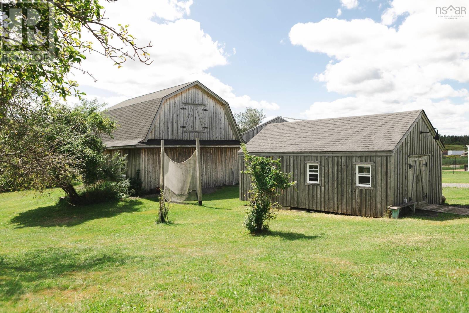 784 Shore Road - 17