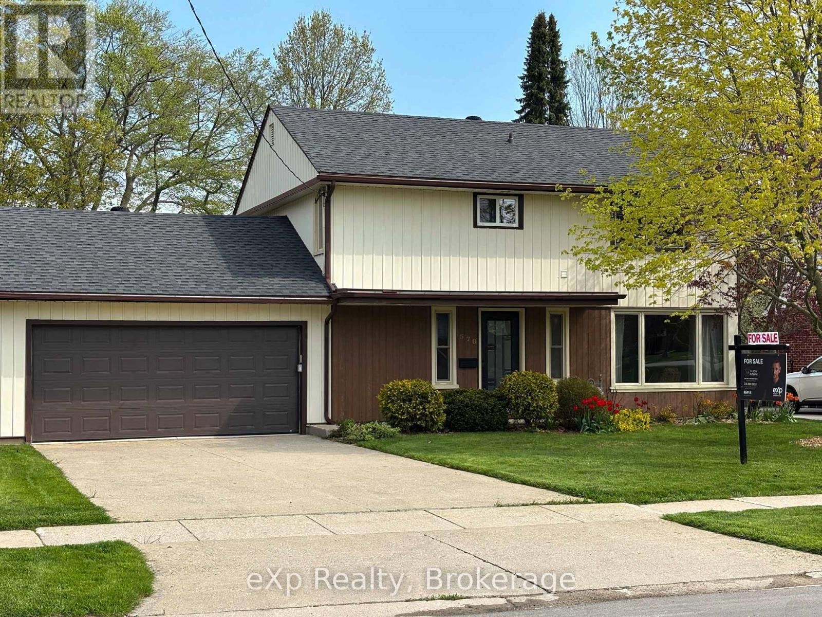 570 7TH STREET W - 11