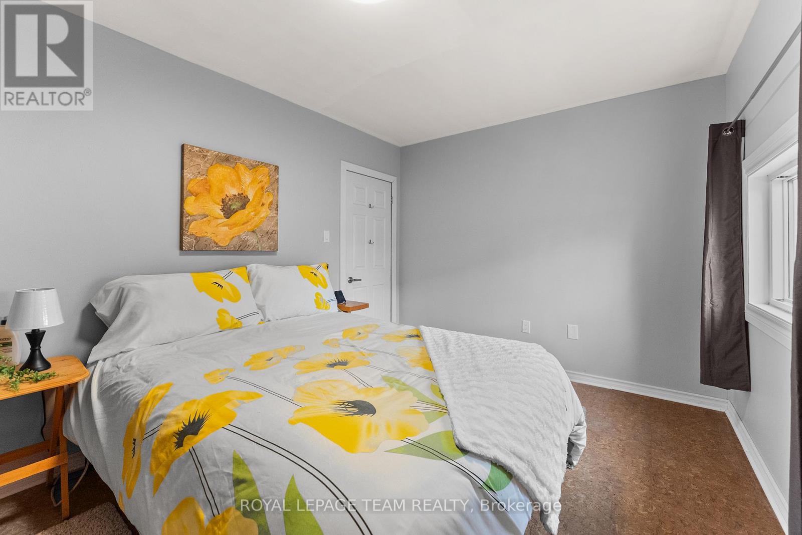 612 KAREN STREET - 18