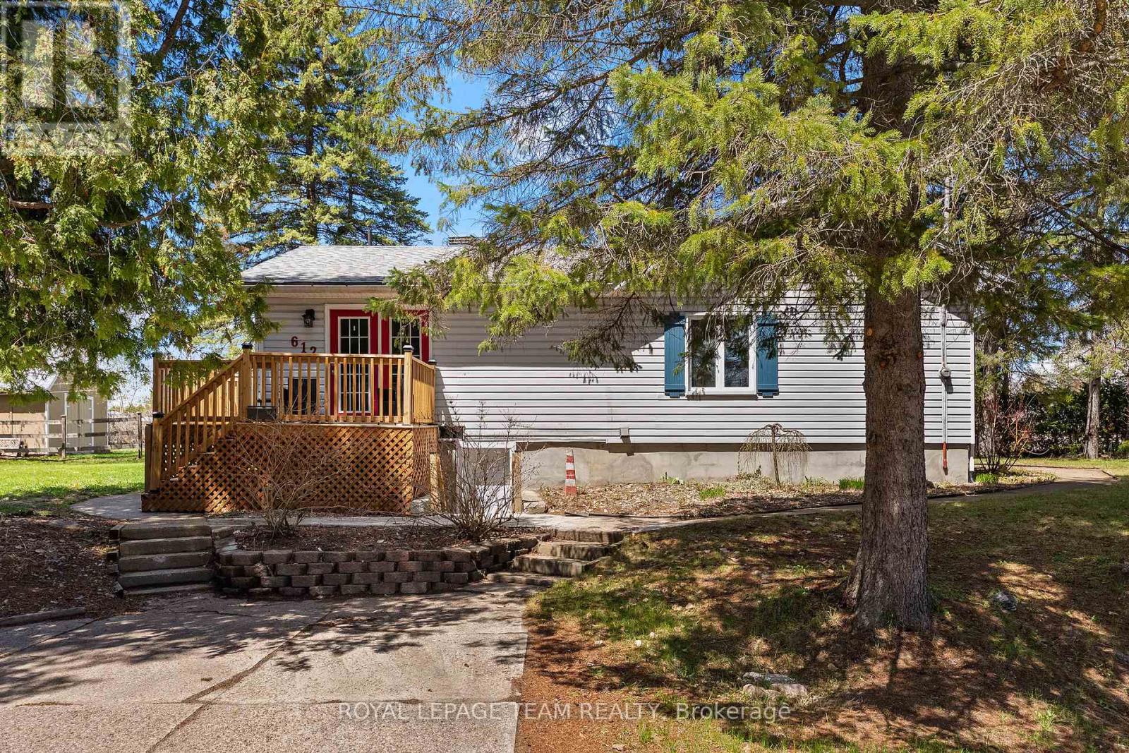 612 KAREN STREET - 6