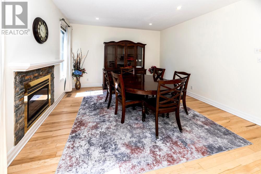 46 BIRCHFIELD AVE,  AVENUE - 15