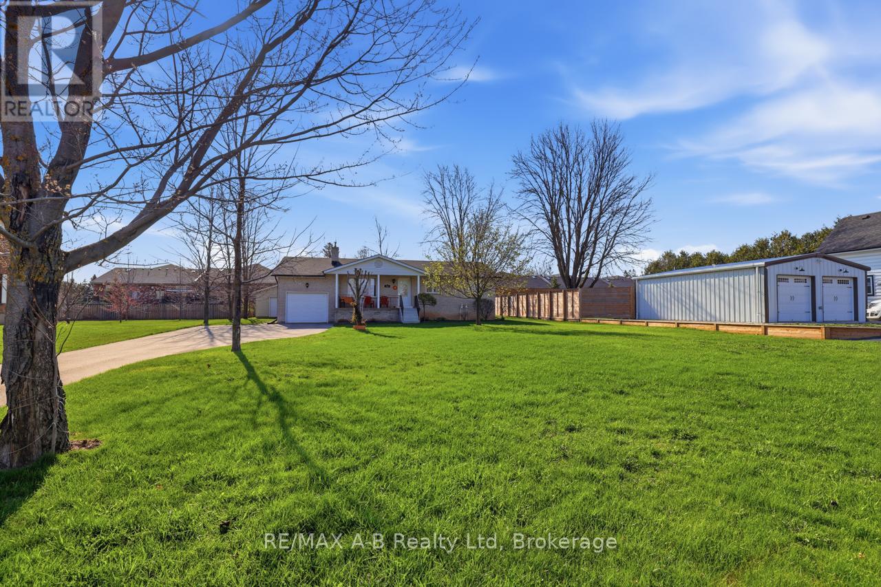 815 O'LOANE AVENUE - 3