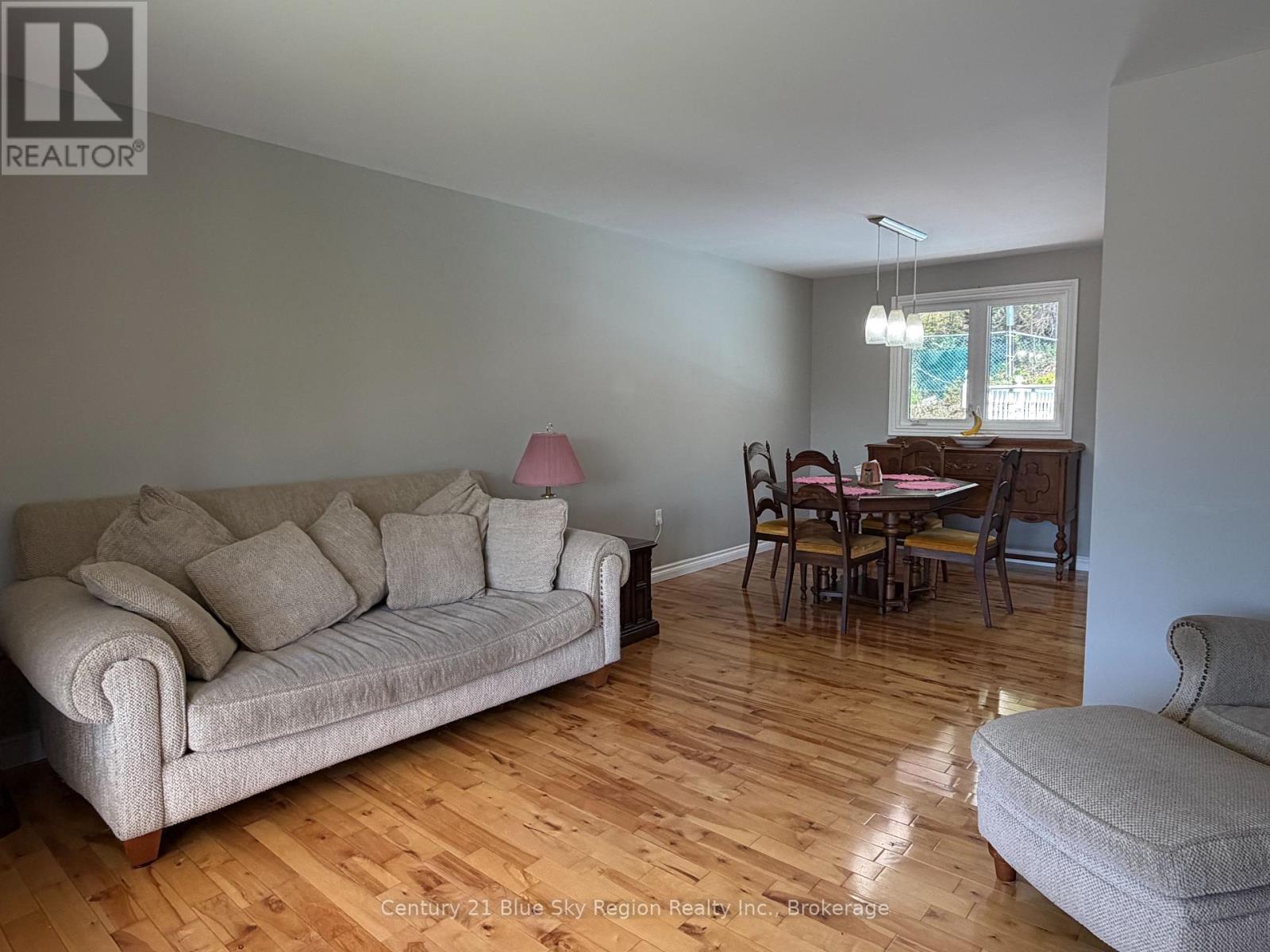 766 SKI CLUB ROAD - 12