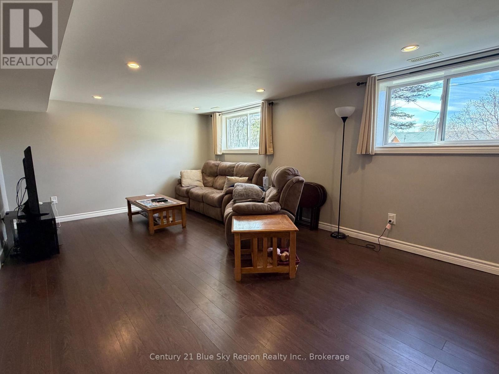 766 SKI CLUB ROAD - 20