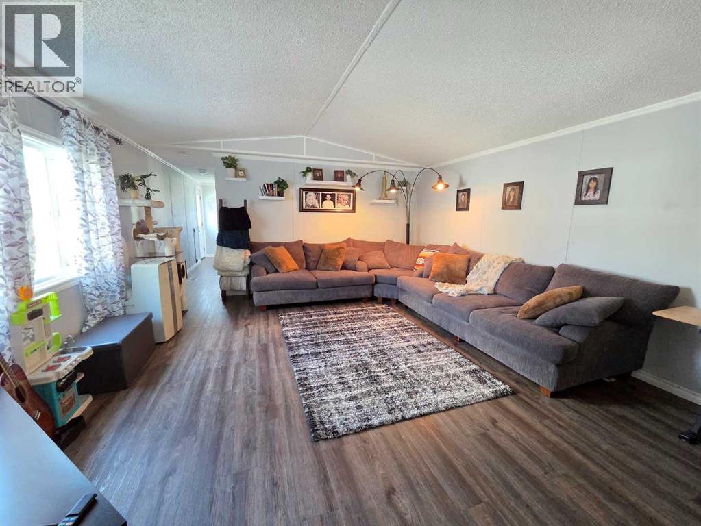 9702 104 Avenue - 15