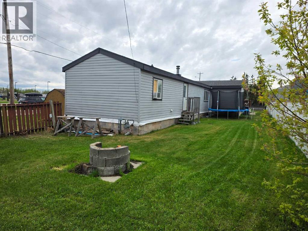 9702 104 Avenue - 7